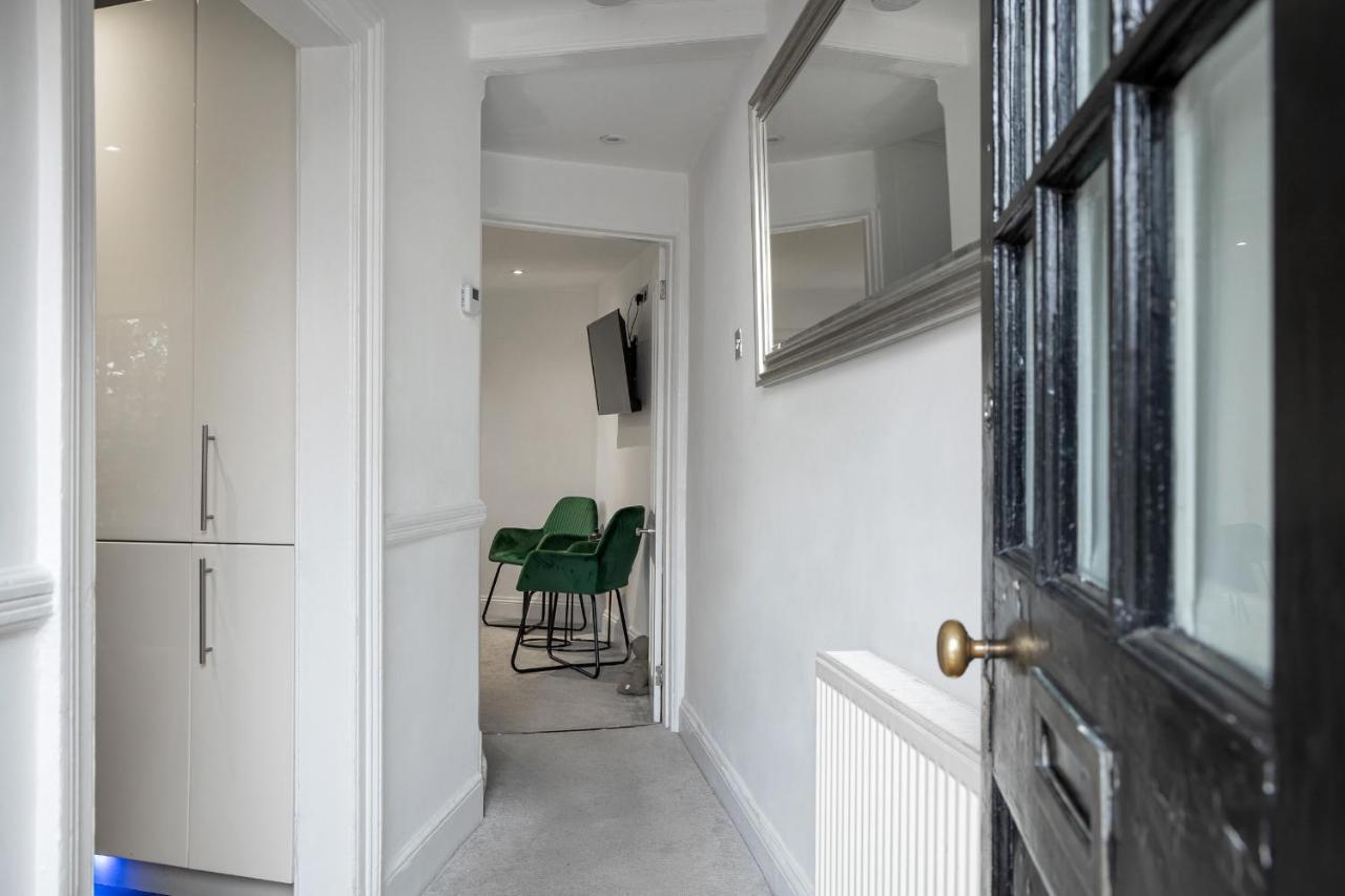 Castle Properties: The Duchess, 3 Bed Family Cottage Виндзор Экстерьер фото